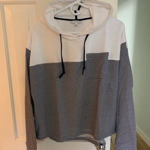 Southern Tide Ruthie Hoodie